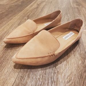 Steve Madden Feather Flats Slip On Shoes